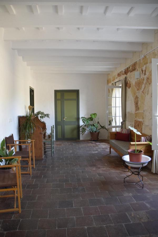 Hostel Refugi Biniati Vell Sant Lluís Exterior foto